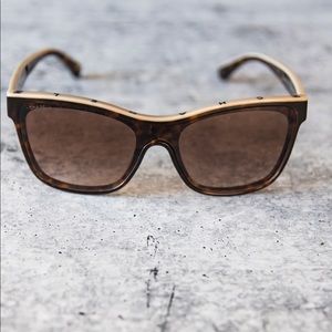 Authentic Tortoise Chanel Sunglasses w/case